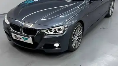 ب ام و سری 3 سدان 330i مدل 2018