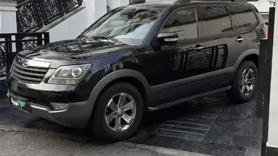کیا موهاوی 8 سیلندر مدل 2011