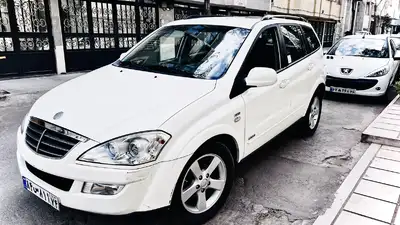 سانگ یانگ کایرون مدل 2011