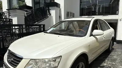 هیوندای سوناتا 2.4 لیتر اتوماتیک مدل 2009