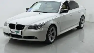 ب ام و سری 5 سدان 530i مدل 2005