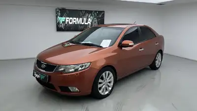 کیا سراتو 2.0 لیتر اتوماتیک مدل 2010