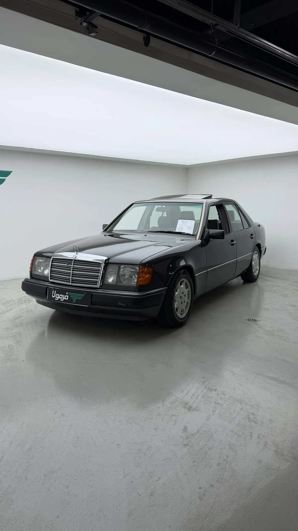 تصویر 1 بنز کلاس E E200 مدل 1990