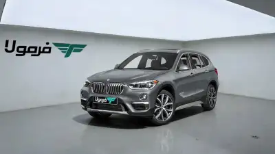 تصویر خودرو ب ام و X1 xDrive 25i