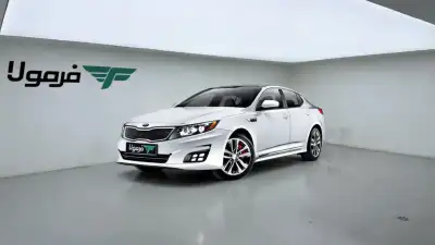 تصویر خودرو کیا اپتیما 4 سیلندر ساده